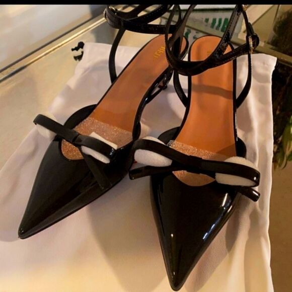 NIB Red Valentino Patent Leather Kitten Heel pumps with dust - Picture 2 of 12